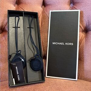 Michael Kors Navy AirTag Holder Set of 2 | MK Silicone Luggage Tags NIB